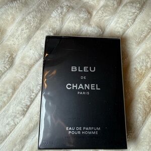 CHANEL Bleu de Chanel Eau de Parfum - Black with Silver Text